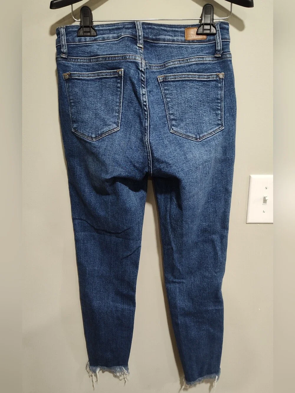 Judy Blue Jeans Women's 7/28 Skinny Fit Medium Wash Blue Jeans JB8842 - Picture 7 of 14